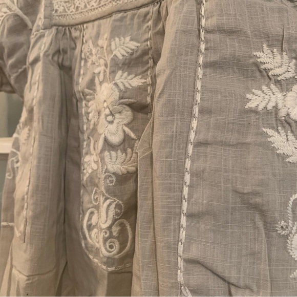 Gray J Crew embroidered peasant blouse - small - Picture 6 of 8